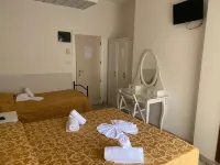 Hotel Modenese Отели в г. Puglie