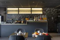 Hotel l'Ortega - Rennes St Jacques Aéroport Hotel di Chartres-de-Bretagne