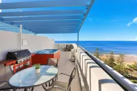 Malibu Apartments