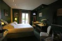 L'Hôtel le Cheval Noir Hotels in Cannes-Écluse