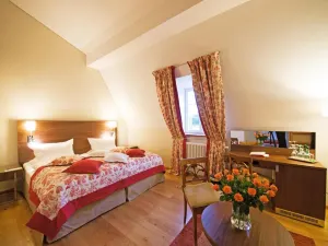 Pałac Pakoszów Schlosshotel Wernersdorf