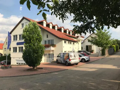 Engelhard Das Landhotel Garni Отели в г. Фремдинген