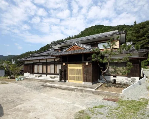 Shiso Private House Vacation Rental Hotels in Shiso