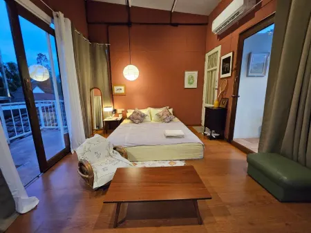 88 Fine Hotel @ Suratthani Airport