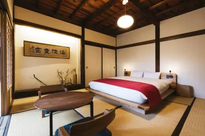 Paak Hotel