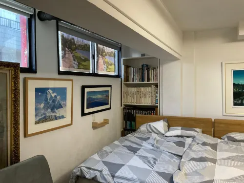 Gallery Compass- Art Stay with Breakfast Free Parking
