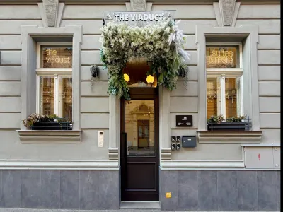 The Viaduct - Suites & More Hotels in Karlin