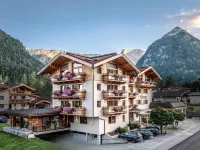 Sonnenhof Genusshotel & Appartements Hotels in Pertisau