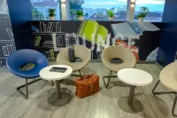 Ibis Budget Fréjus Saint-Raphaël Centre et Plage Hotel a Fréjus