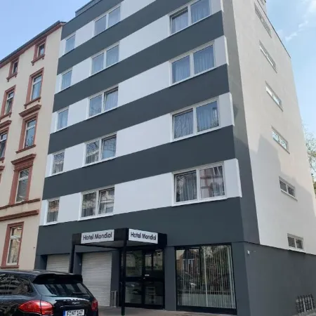 Hotel Mondial Comfort - Frankfurt City Centre Отели рядом с достопримечательностью «Норденд»