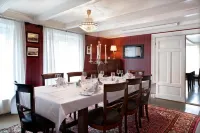 Hotel Kong Carl - Unike Hoteller Hotels in Larvik