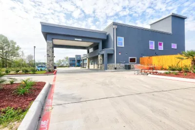 Porter Inn Hotels near Academy Sports + Outdoors