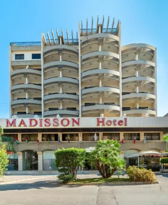 Madisson Hotel Hotel di Jounieh