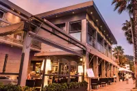 H Boutique la Caleta Bay فنادق في La Herradura