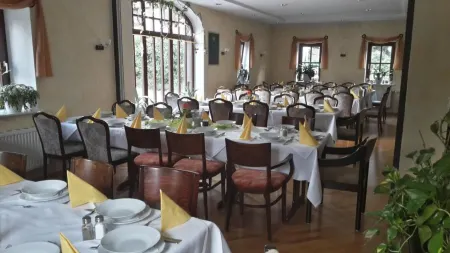 Der Heidkrug Отели в г. Кирхлинтельн