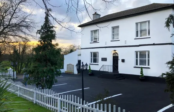 斯蒂夫德克雷農場酒店