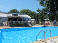 Little Ted's Cottages - Pet friendly