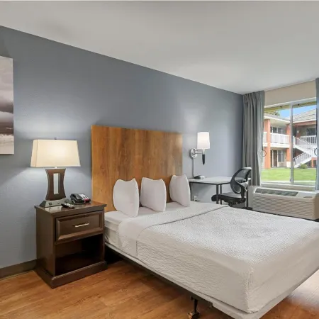 Extended Stay America Suites - San Francisco - San Mateo - SFO