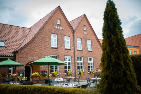 Hotel & Restaurant Alte Schule Отели рядом с достопримечательностью «EGC Escape Game Center Ahrensburg»