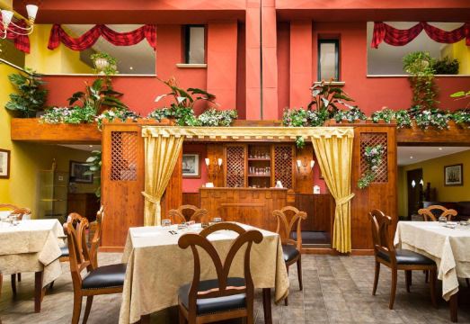 3. 호텔 모텔 델 ..