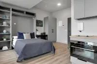 B18 Apartments - Balcony