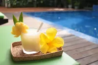 Sambor Village Hotel - Pools
