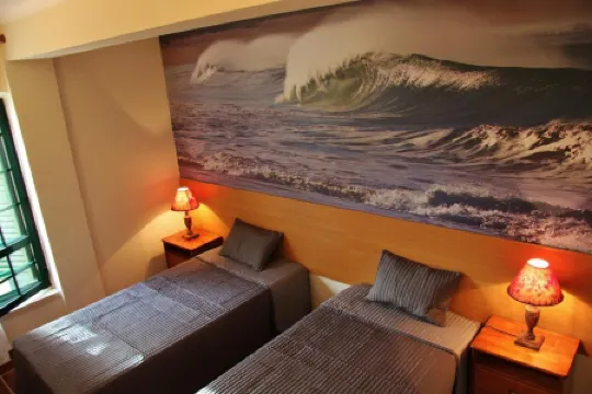 Supertubos Beach Hostel