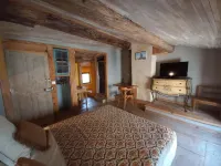 La Casa de Boulbon Hotels in Theziers