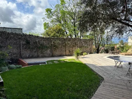 Maison de la Pra Отели в г. Валанс