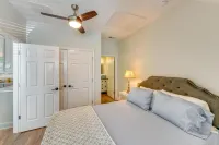 Less Than Half Mi to Old Town Cozy Bluffton Getaway