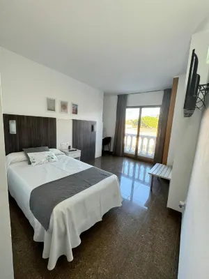 Hotel Morell Hotels in L'Albiol