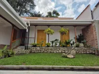 คาซา เซราฟิน โฮเทล