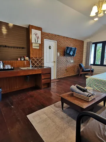 รูปภาพของบ้านพระจันทร์เวียน - House of moon phase