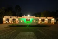 Chanakya Bnr Hotel Các khách sạn ở 