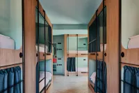 The Boc Hostels - Beach - Hostels