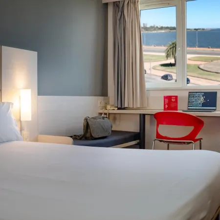Ibis Montevideo Rambla โรงแรมในมอนเตวิเดโอ