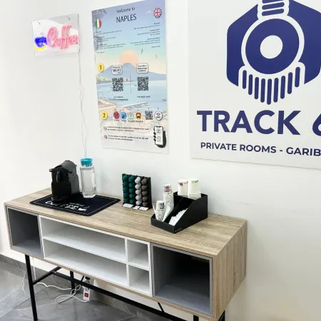 Track 60 - Private Rooms Garibaldi