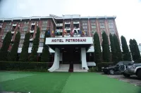 Petrosani Camere de Inchiriat - Hotel Petroshani Srl Hotel a 