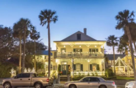 Bayfront Westcott House Bed & Breakfast