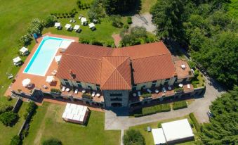 Cà Del Moro Resort