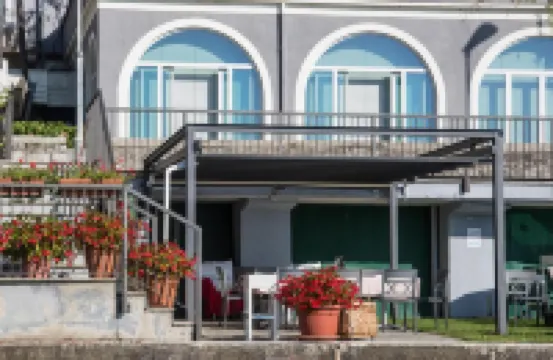 ホテル ドゥエ パルメ のホテル