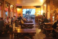 Bryce Pioneer Village Hotels in Tropic