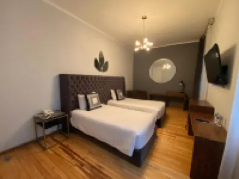 Suites Alcazar