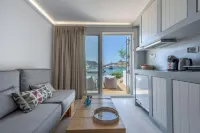 Michalakis Seaside Suites