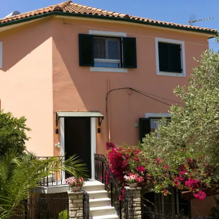 Villa Paxos