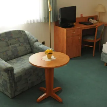 Alter Dorfkrug am Kanal