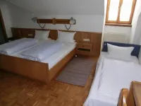 Hotel-Restaurant Kreuzhuber Hotel a Neuhaus am Inn