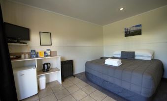 Akaroa Top 10 Holiday Park