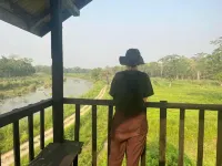 Chitwan Park Village - วิวภูเขา