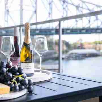 River Place Hosted by Aab Dining/Meeting Rooms